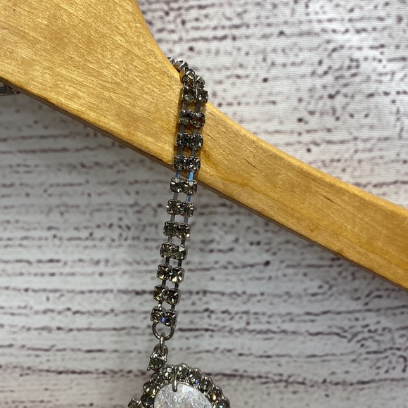 NWOT Stunning Large Ice crystal Statement Necklace Banana Republic Retail $ 198 - Picture 6 of 10